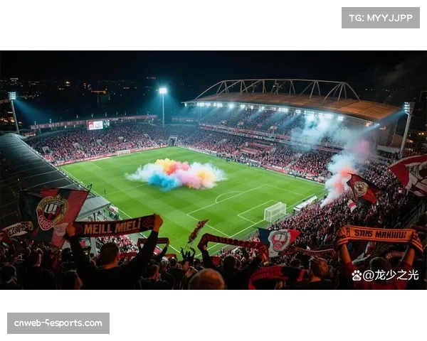 马赛球迷在北看台持续助威长达90分钟,创造本赛季分贝纪录 马赛球迷在北看台持续助威长达90分钟,创造本赛季分贝纪录